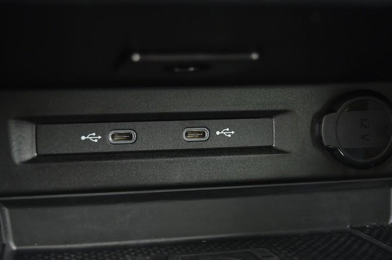 Volkswagen Tiguan Vehicle Image 16