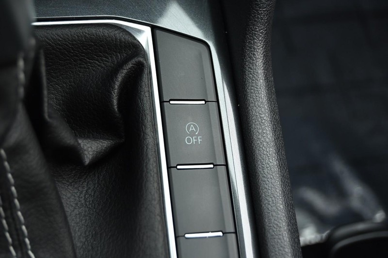 Volkswagen Tiguan Vehicle Image 19