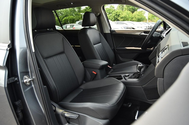 Volkswagen Tiguan Vehicle Image 22