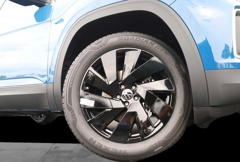 Volkswagen Atlas Vehicle Image 03