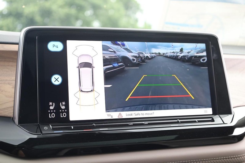 Volkswagen Atlas Vehicle Image 17