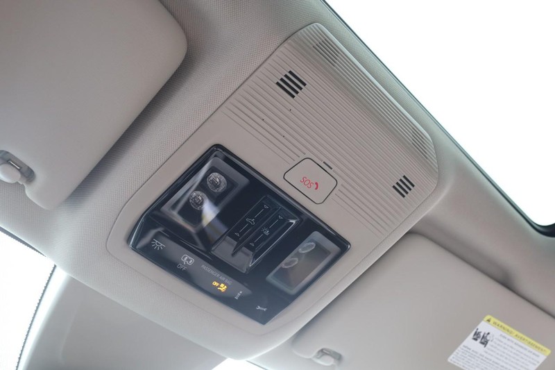 Volkswagen Atlas Vehicle Image 21