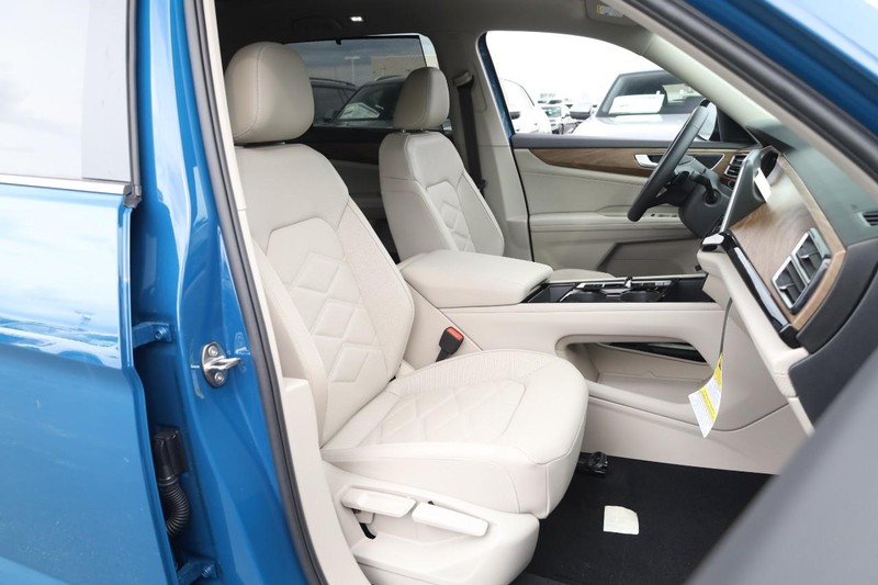 Volkswagen Atlas Vehicle Image 31