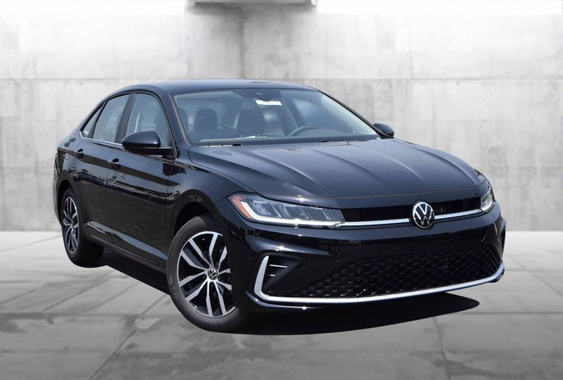 Volkswagen Jetta Vehicle Image 02
