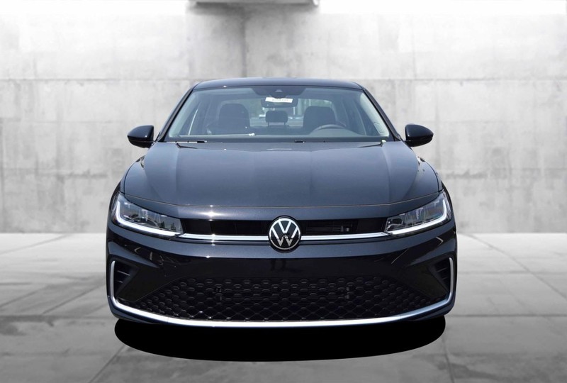 Volkswagen Jetta Vehicle Image 04