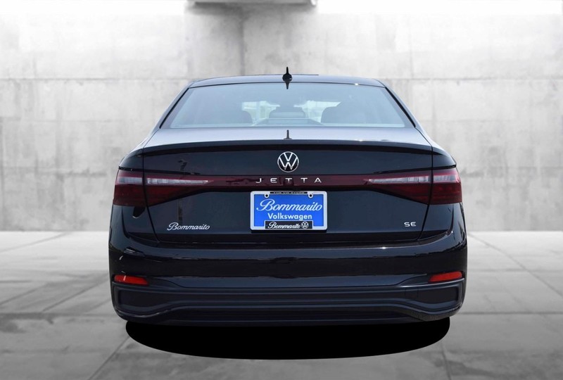 Volkswagen Jetta Vehicle Image 06