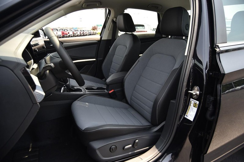 Volkswagen Jetta Vehicle Image 20