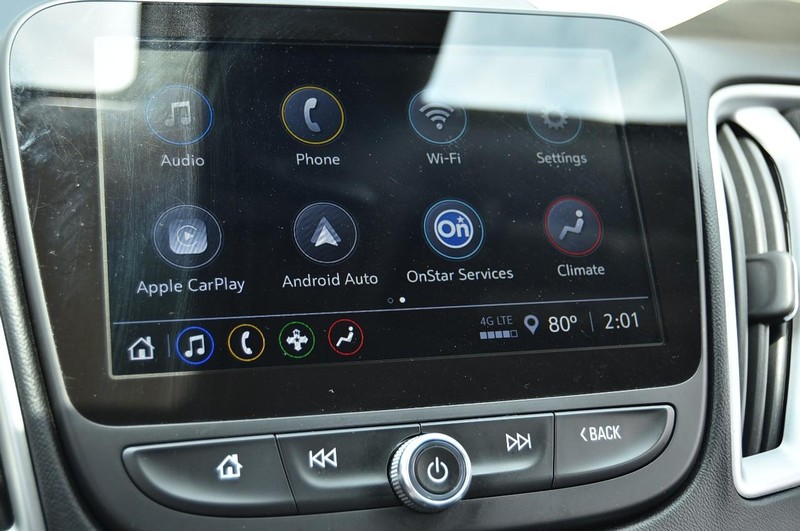 Chevrolet Malibu Vehicle Image 13