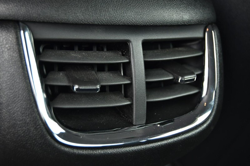 Chevrolet Malibu Vehicle Image 21