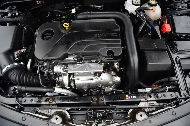 Chevrolet Malibu Vehicle Image 23