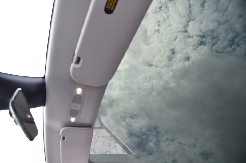 Tesla Model Y Vehicle Image 18