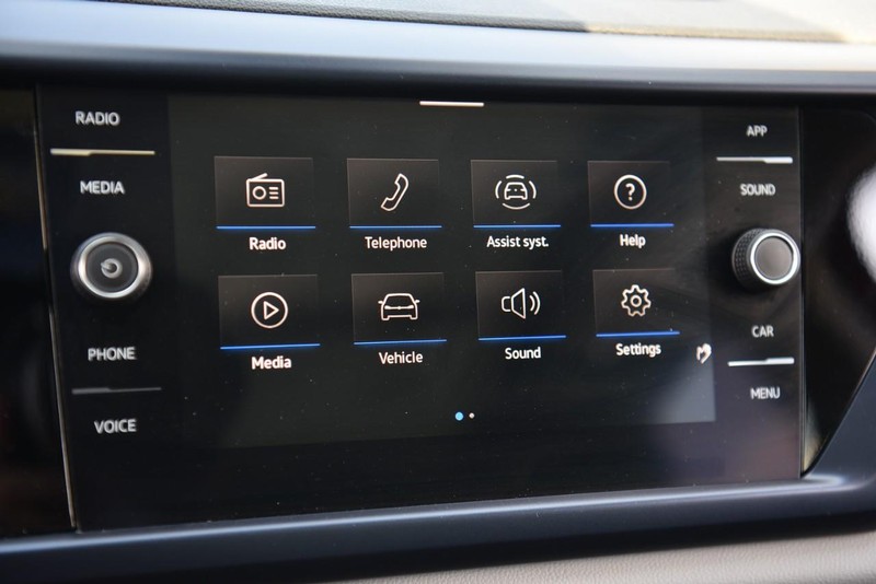 Volkswagen Taos Vehicle Image 15