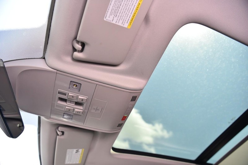 Volkswagen Taos Vehicle Image 24