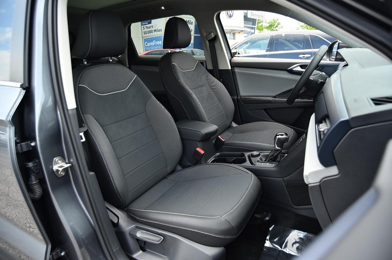 Volkswagen Taos Vehicle Image 23