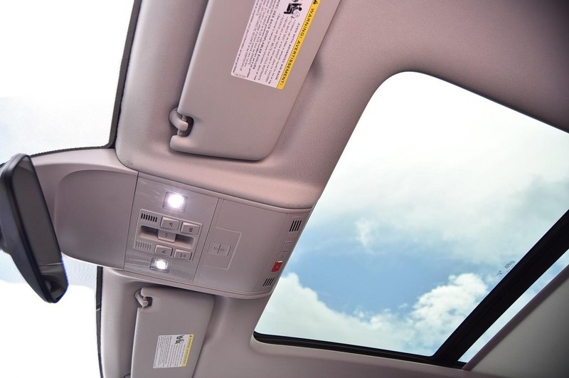 Volkswagen Taos Vehicle Image 24
