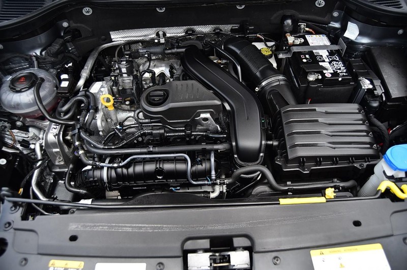 Volkswagen Taos Vehicle Image 29