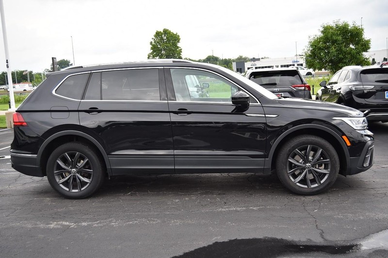 Volkswagen Tiguan Vehicle Image 05