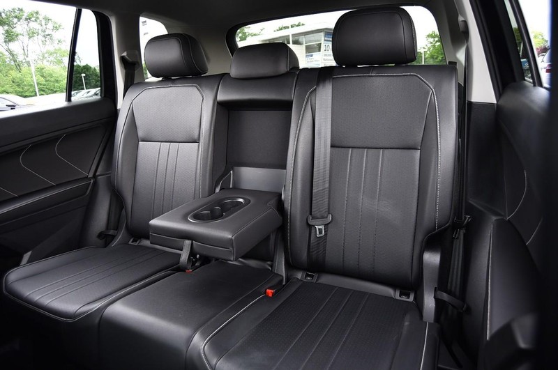 Volkswagen Tiguan Vehicle Image 24