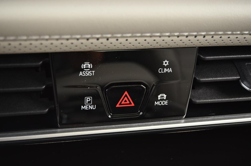 Volkswagen Atlas Vehicle Image 15
