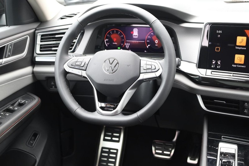 Volkswagen Atlas Vehicle Image 28