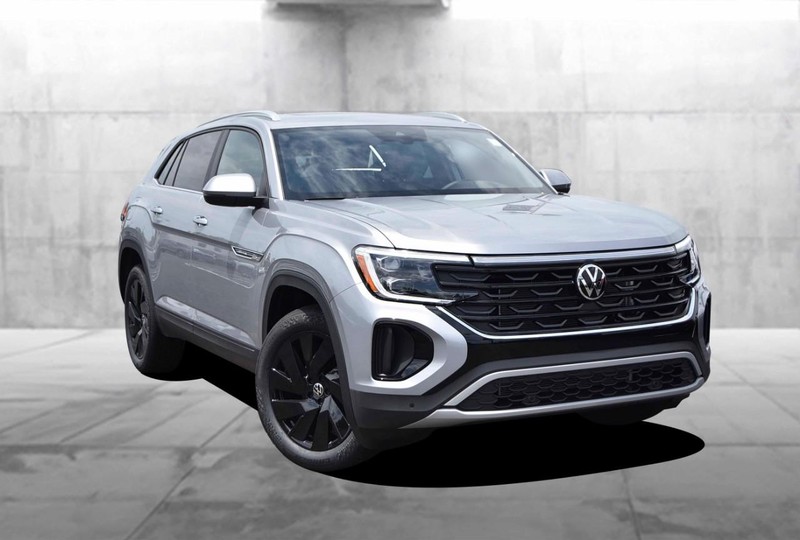 Volkswagen Atlas Cross Sport Vehicle Image 02