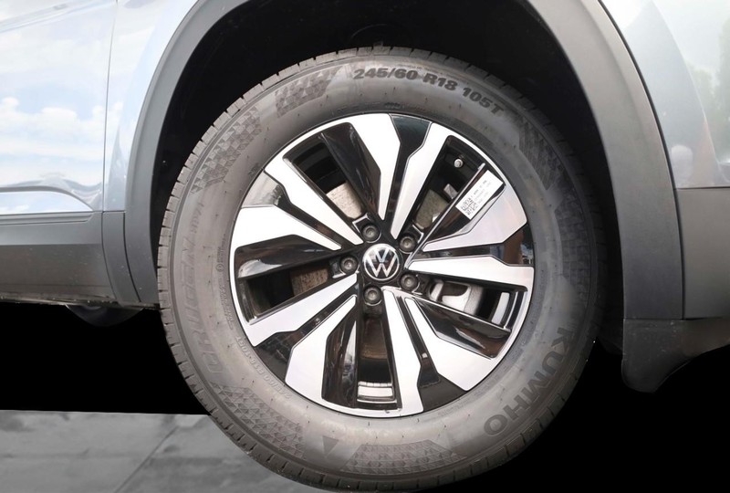 Volkswagen Atlas Vehicle Image 03