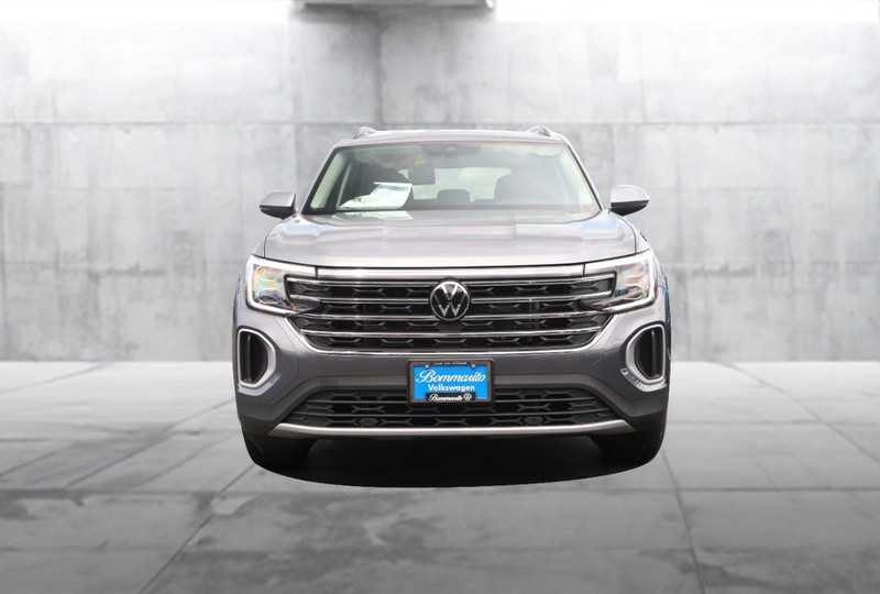 Volkswagen Atlas Vehicle Image 04