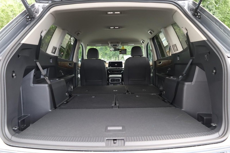 Volkswagen Atlas Vehicle Image 09