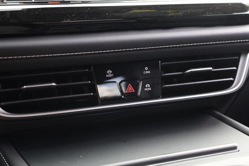 Volkswagen Atlas Vehicle Image 15