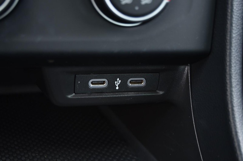 Volkswagen Jetta Vehicle Image 17