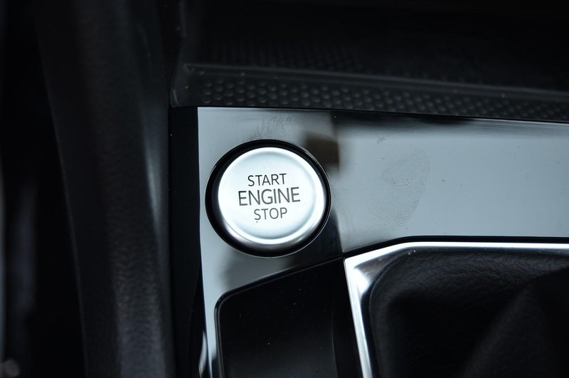Volkswagen Taos Vehicle Image 18