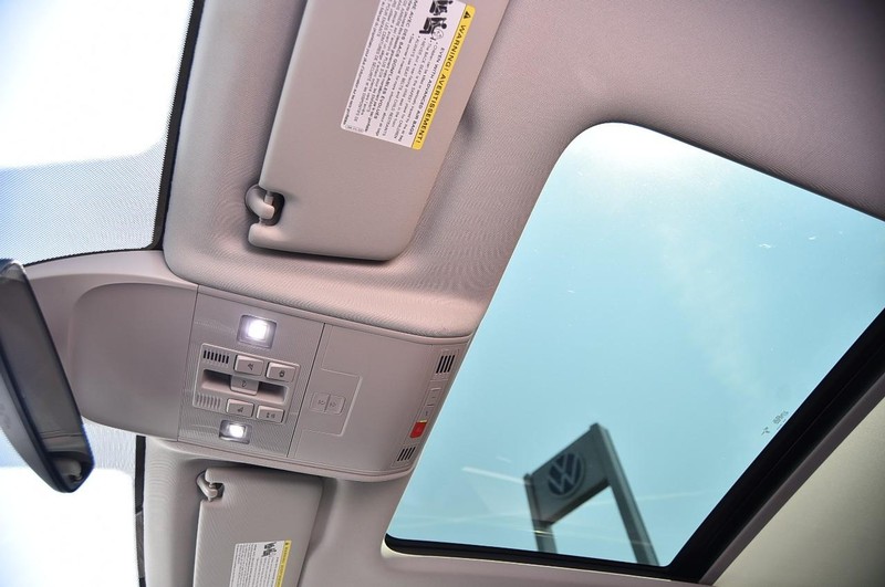 Volkswagen Taos Vehicle Image 23