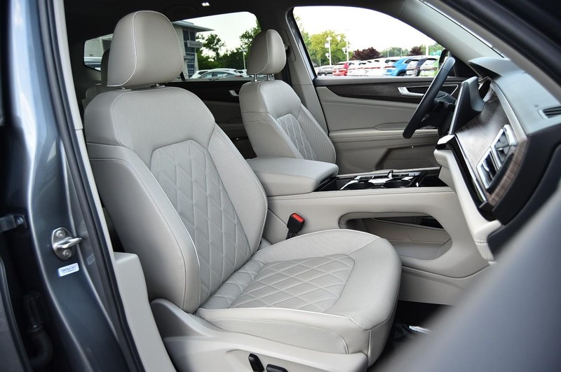 Volkswagen Atlas Vehicle Image 21