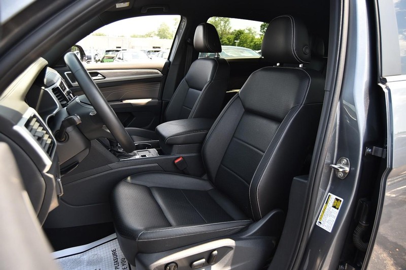 Volkswagen Atlas Cross Sport Vehicle Image 20