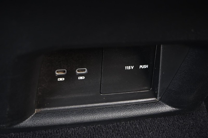 Volkswagen Atlas Cross Sport Vehicle Image 24