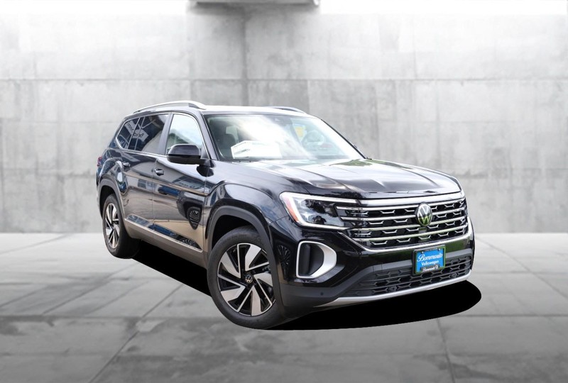 Volkswagen Atlas Vehicle Image 02