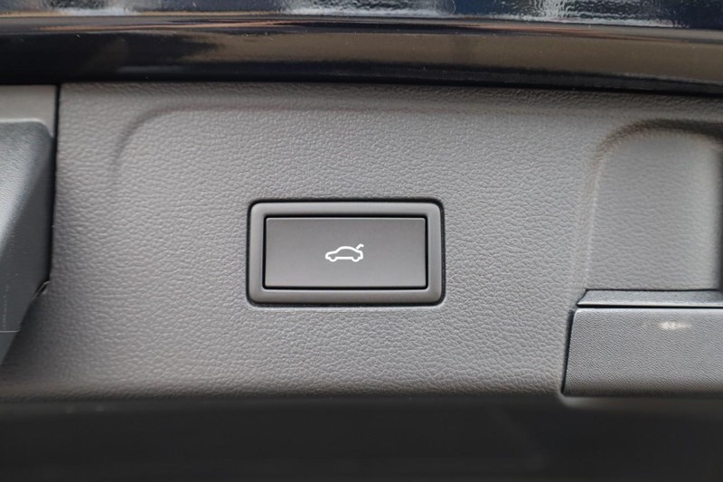 Volkswagen Atlas Vehicle Image 09