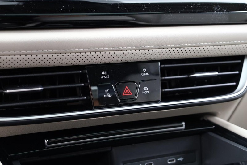 Volkswagen Atlas Vehicle Image 18