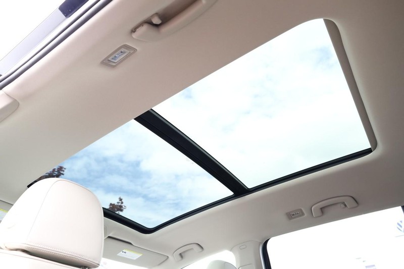 Volkswagen Atlas Vehicle Image 30