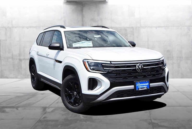 Volkswagen Atlas Vehicle Image 02