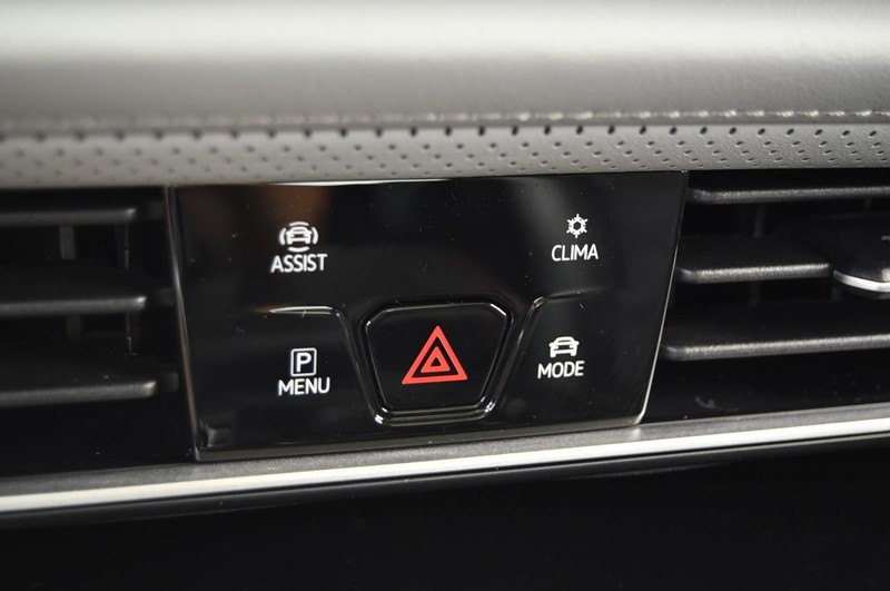 Volkswagen Atlas Vehicle Image 15