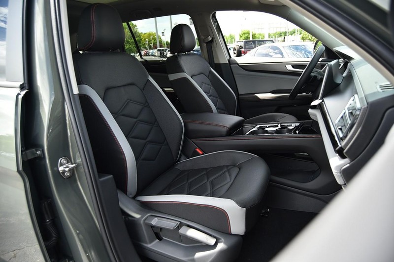 Volkswagen Atlas Vehicle Image 19
