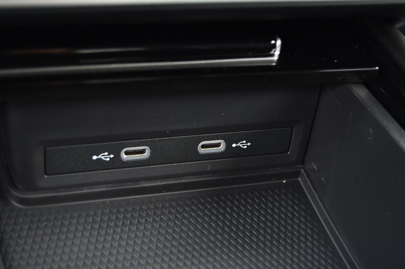 Volkswagen Atlas Vehicle Image 16