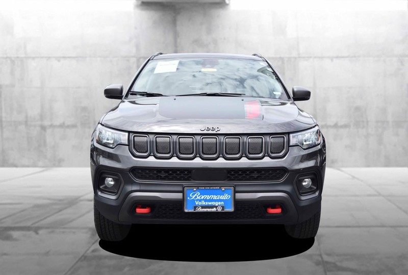 Jeep Compass Vehicle Image 04