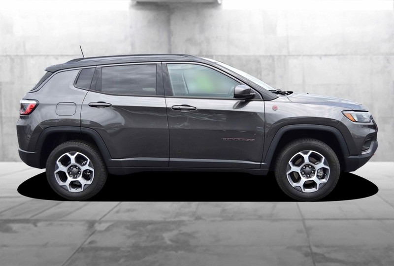 Jeep Compass Vehicle Image 05