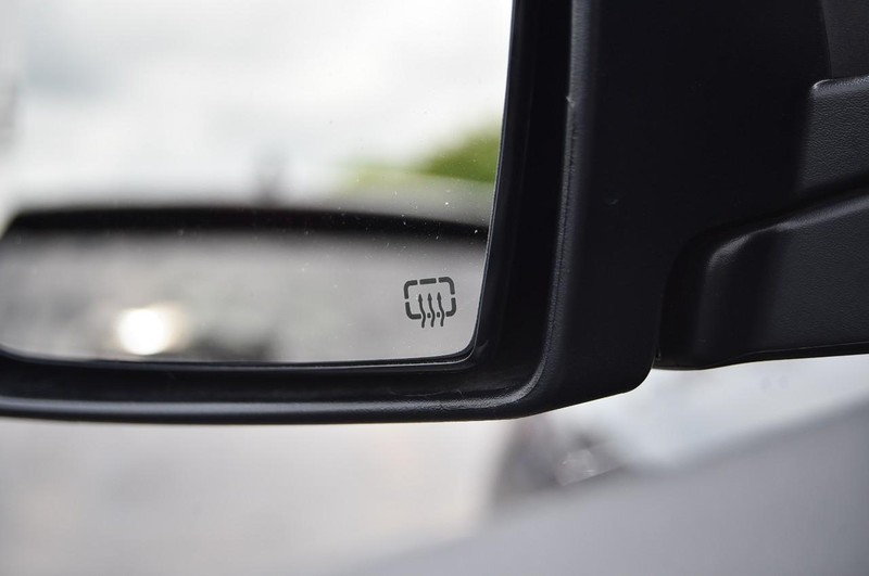 Jeep Compass Vehicle Image 09