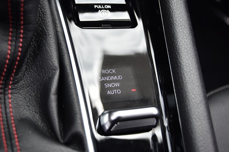 Jeep Compass Vehicle Image 18