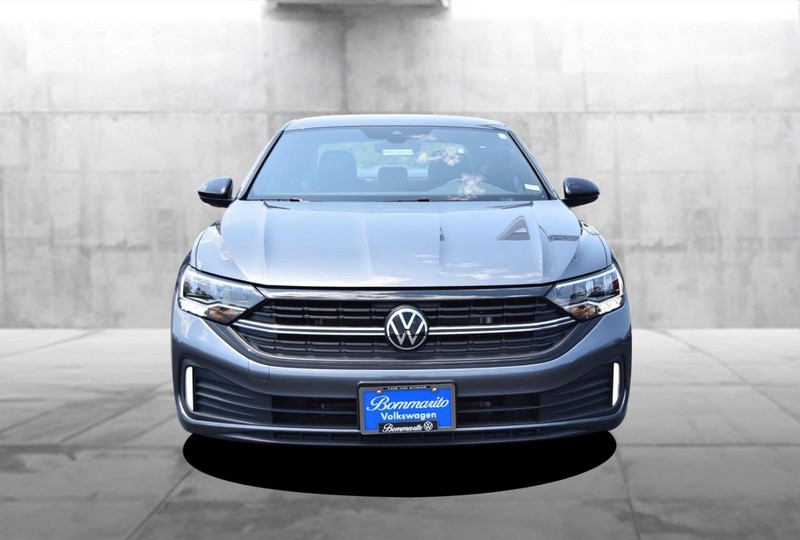 Volkswagen Jetta Vehicle Image 04