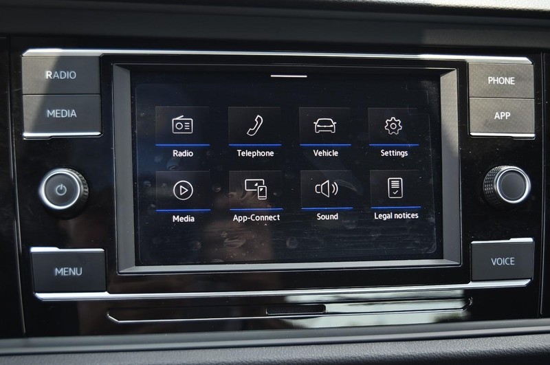 Volkswagen Jetta Vehicle Image 14