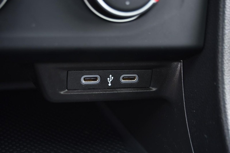 Volkswagen Jetta Vehicle Image 16
